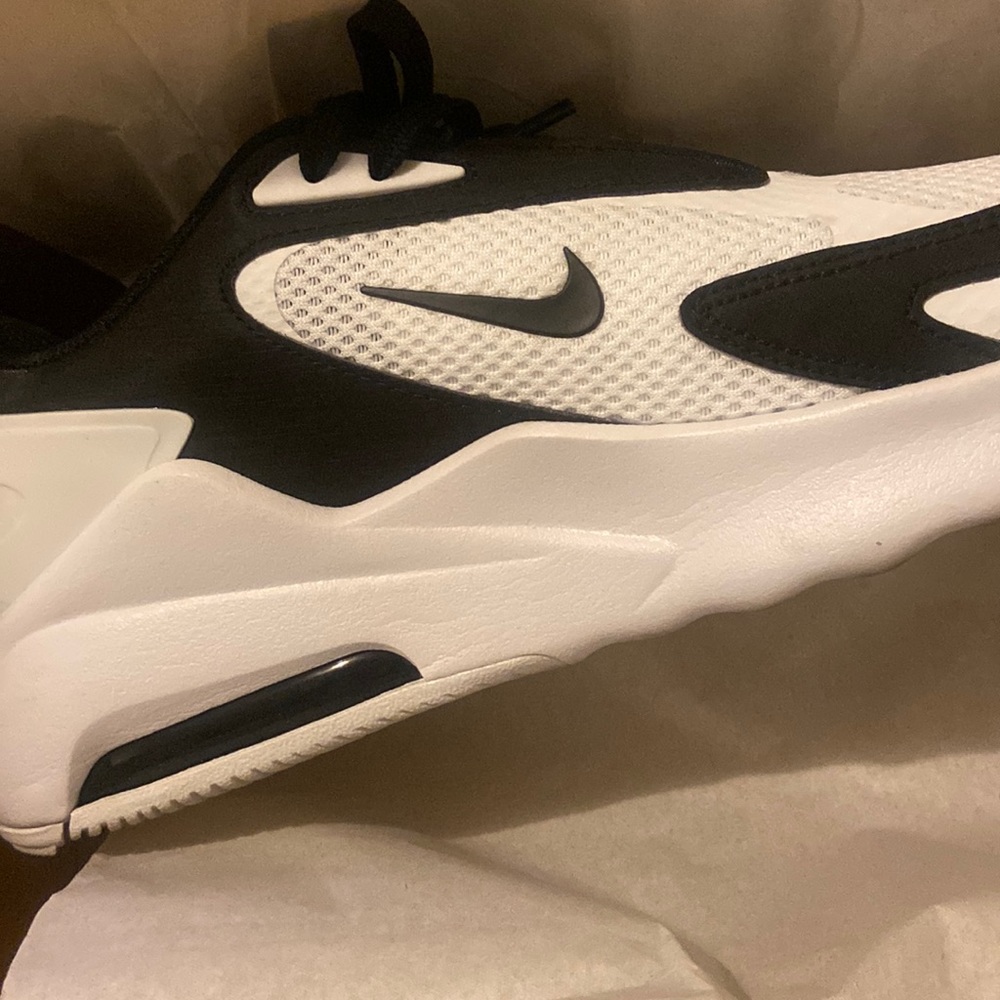 Nike running shoes 8.5w 7m